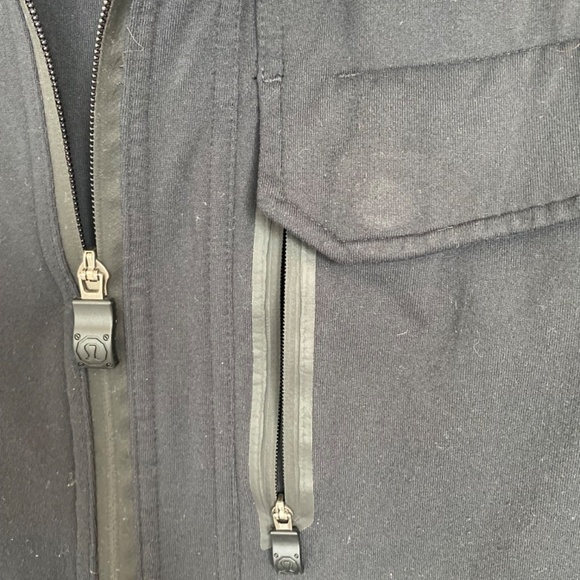 Lululemon Men’s Jacket Black Large - Picture 3 of 6